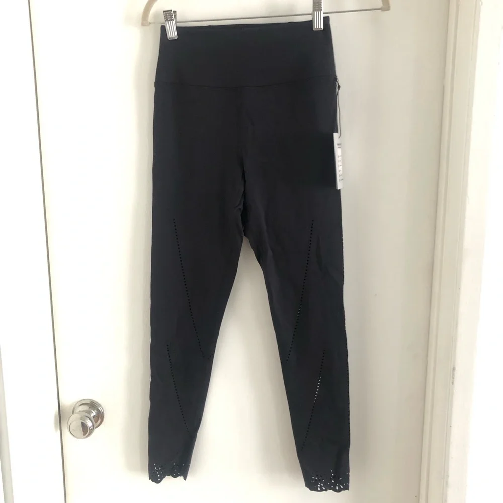 Spiritual Gangster Petal Lotus 7/8 Leggings Size S Nwt $118